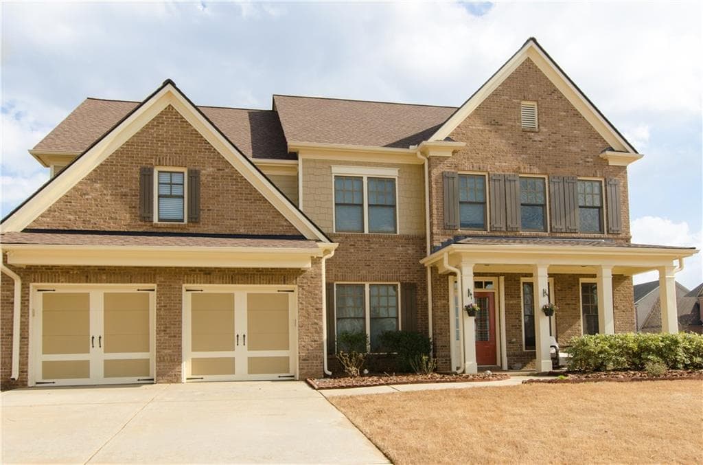 5 bedroom, 3,225 sq ft single family residence sold at 1410 Woodall Trace, Alpharetta, GA 30004