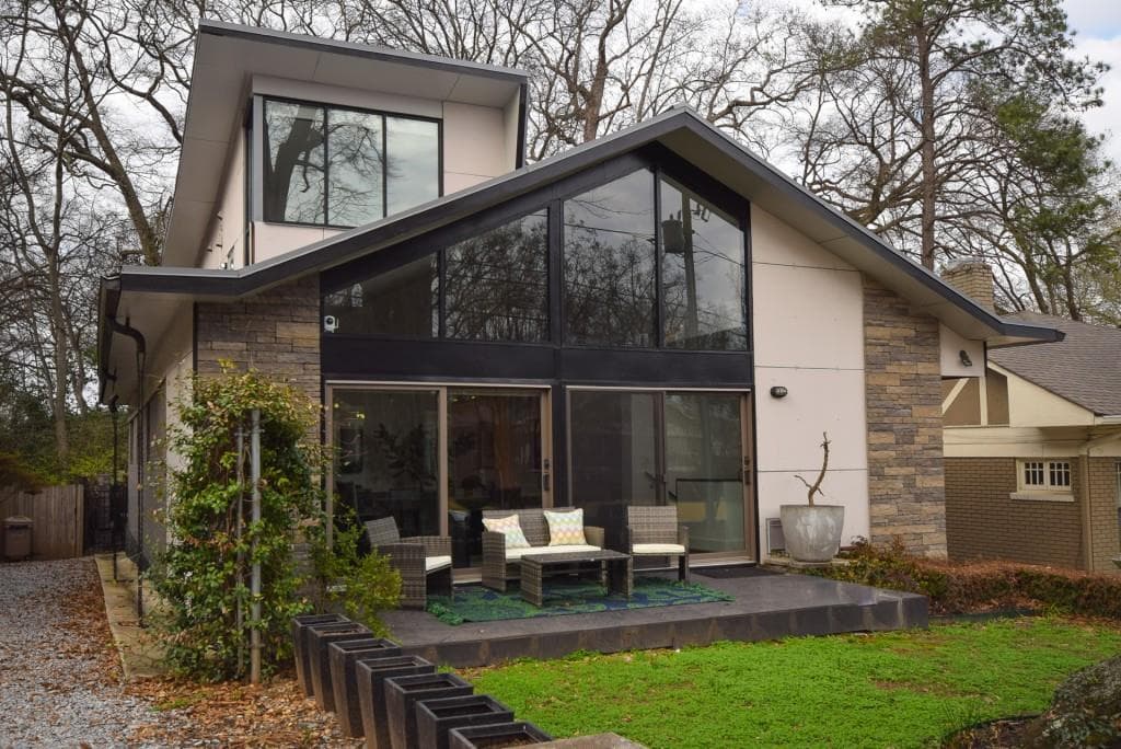 3 bedroom, 2,664 sq ft single family residence sold at 414 9th Street, Atlanta, GA 30309