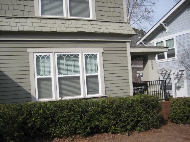 3 bedroom, 1,120 sq ft condominium sold at 490 Barnett Shoals Road 503, Athens, GA 30605
