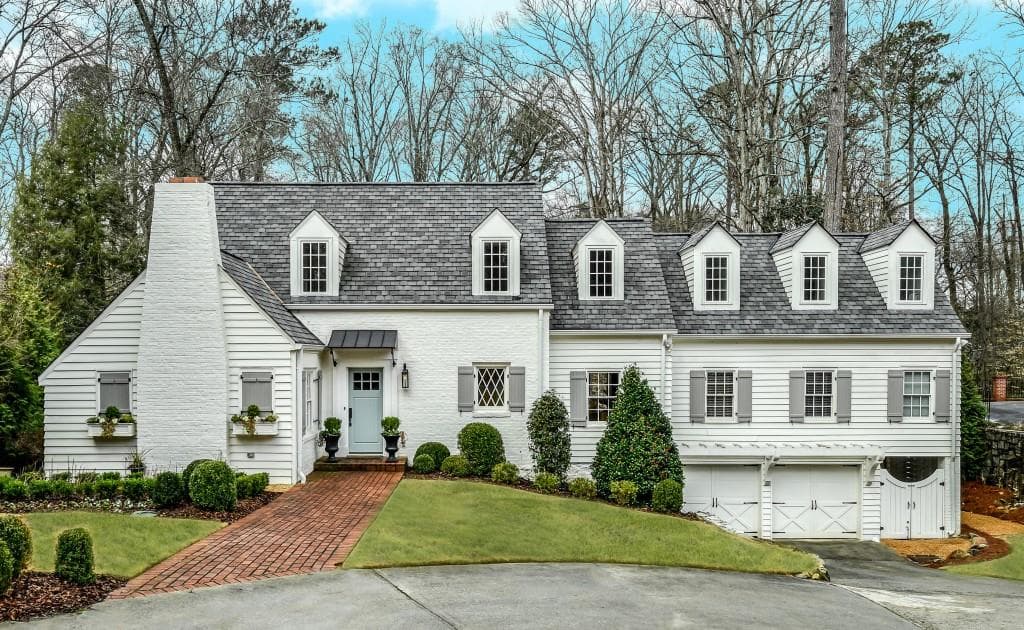 4 bedroom, 3,528 sq ft single family residence sold at 3834 Vermont Road, Atlanta, GA 30319