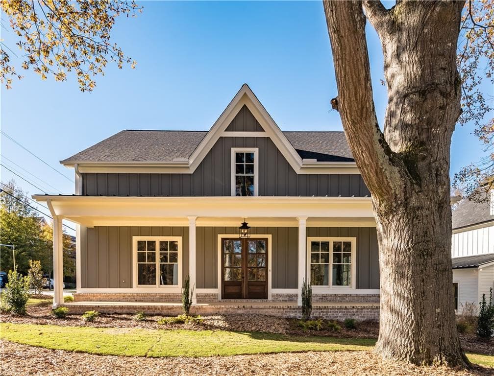 4 bedroom single family residence sold at 2184 Pine Cone Lane, Atlanta, GA 30319