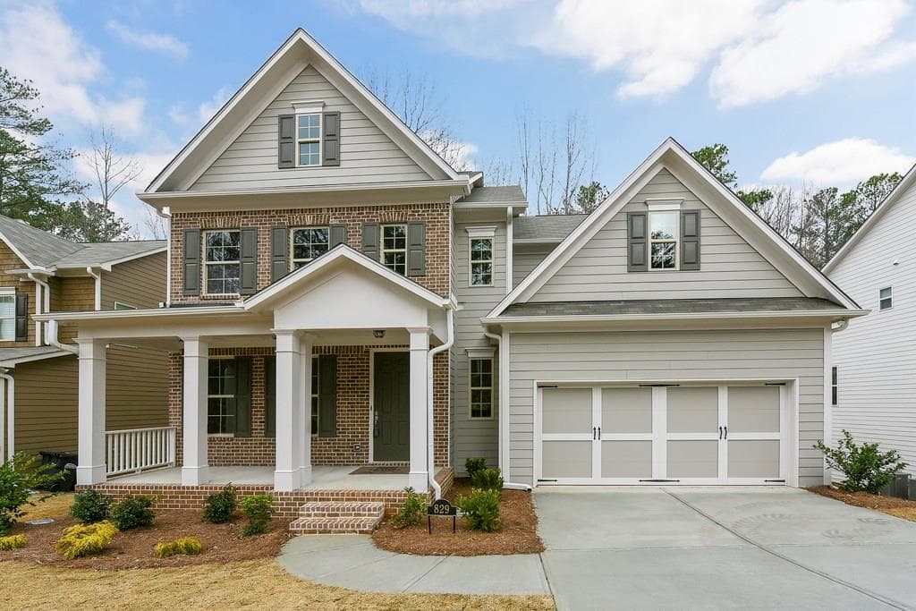 5 bedroom, 2,972 sq ft single family residence sold at 829 Tramore Road, Acworth, GA 30102