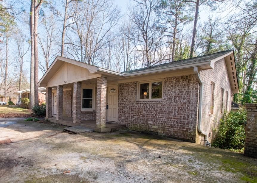 3 bedroom, 1,485 sq ft single family residence sold at 1673 Avon Avenue, Tucker, GA 30084
