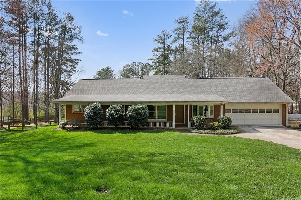 3750 Davis Street, Suwanee, GA 30024 — most recent listing photo