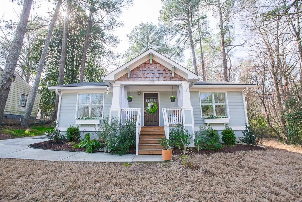 3 bedroom, 1,643 sq ft single family residence sold at 1695 Cecile Avenue, Atlanta, GA 30316