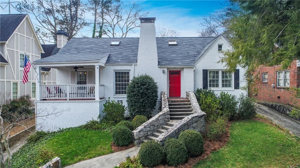 3 bedroom, 2,897 sq ft single family residence sold at 773 E Morningside Drive, Atlanta, GA 30324