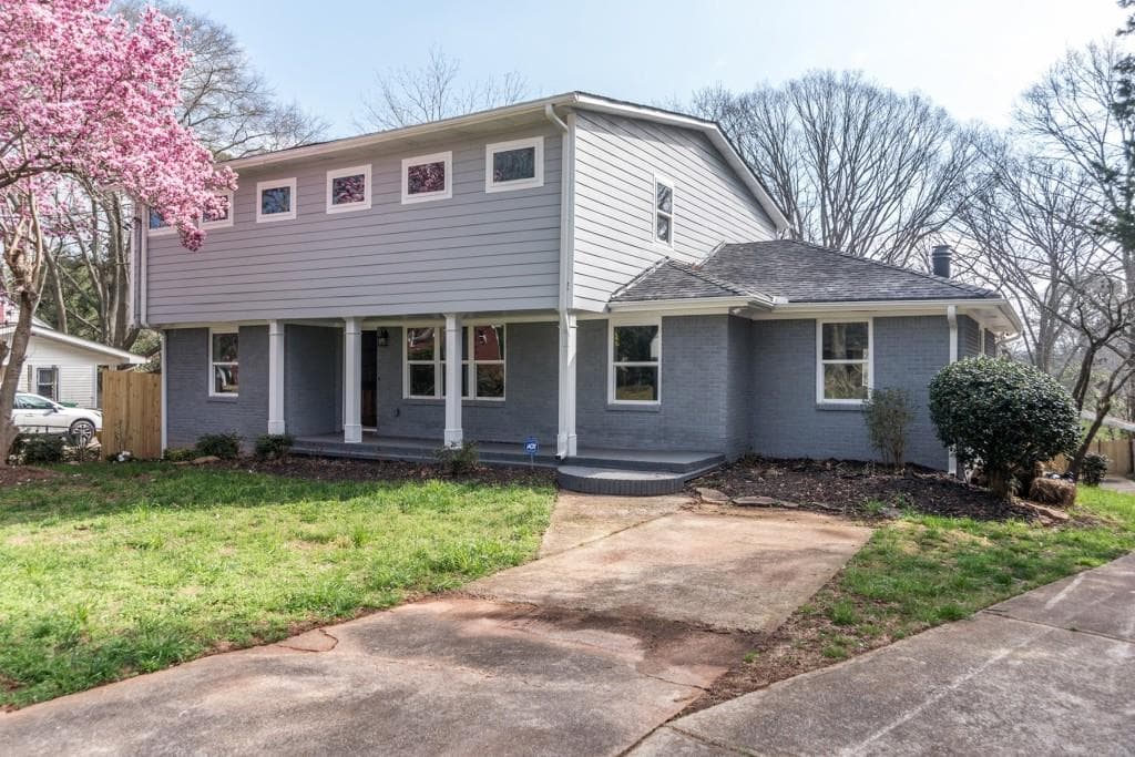 4 bedroom, 3,792 sq ft single family residence sold at 2463 Tilson Road, Decatur, GA 30032