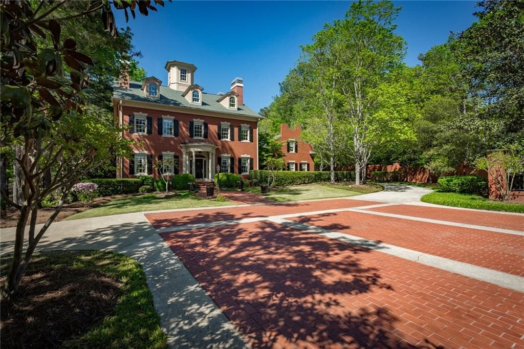 319 N Peachtree Parkway, Peachtree City, GA 30269 — most recent listing photo