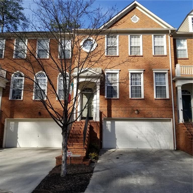 3 bedroom, 2,208 sq ft townhouse sold at 2587 Bridlewood Lane, Atlanta, GA 30339