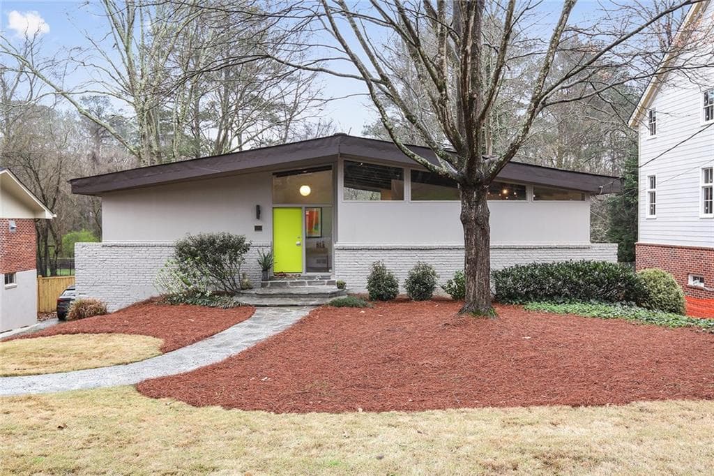 4 bedroom, 3,600 sq ft single family residence sold at 383 Valley Brook Drive, Atlanta, GA 30342