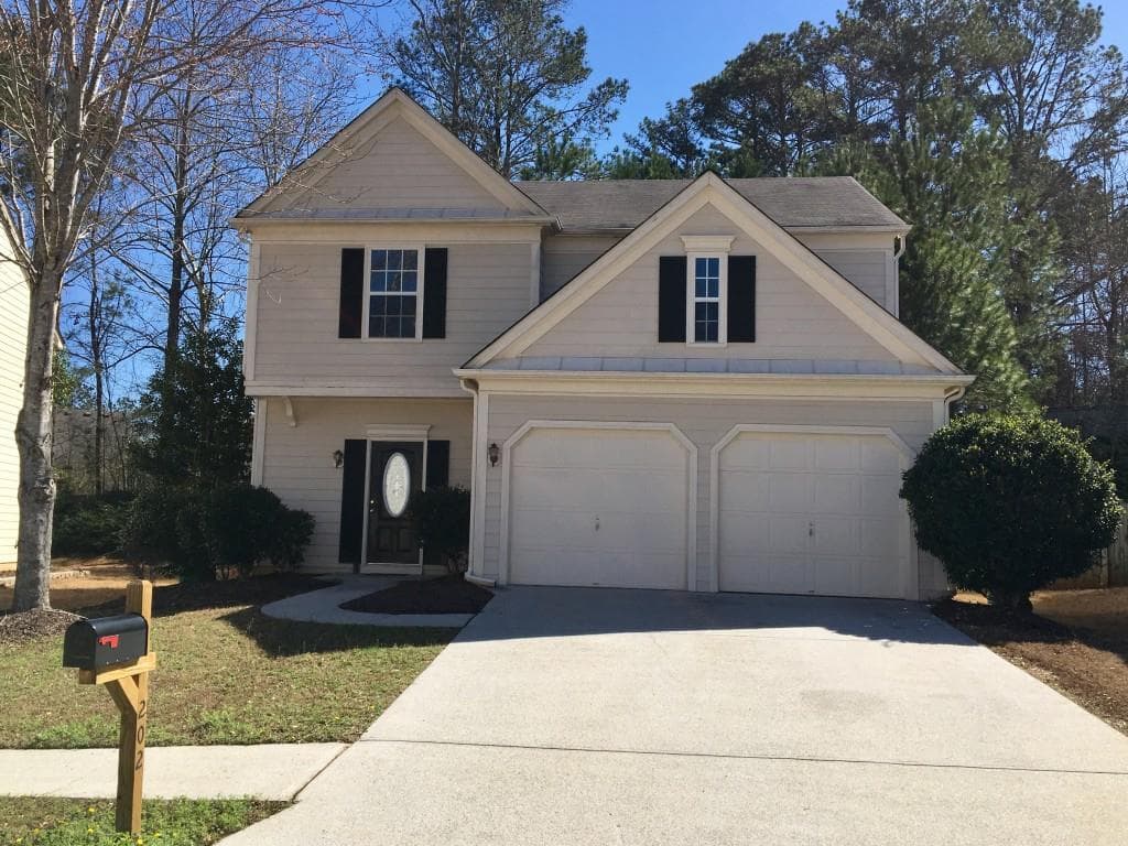 3 bedroom, 1,836 sq ft single family residence sold at 202 Persimmon Trail, Woodstock, GA 30188
