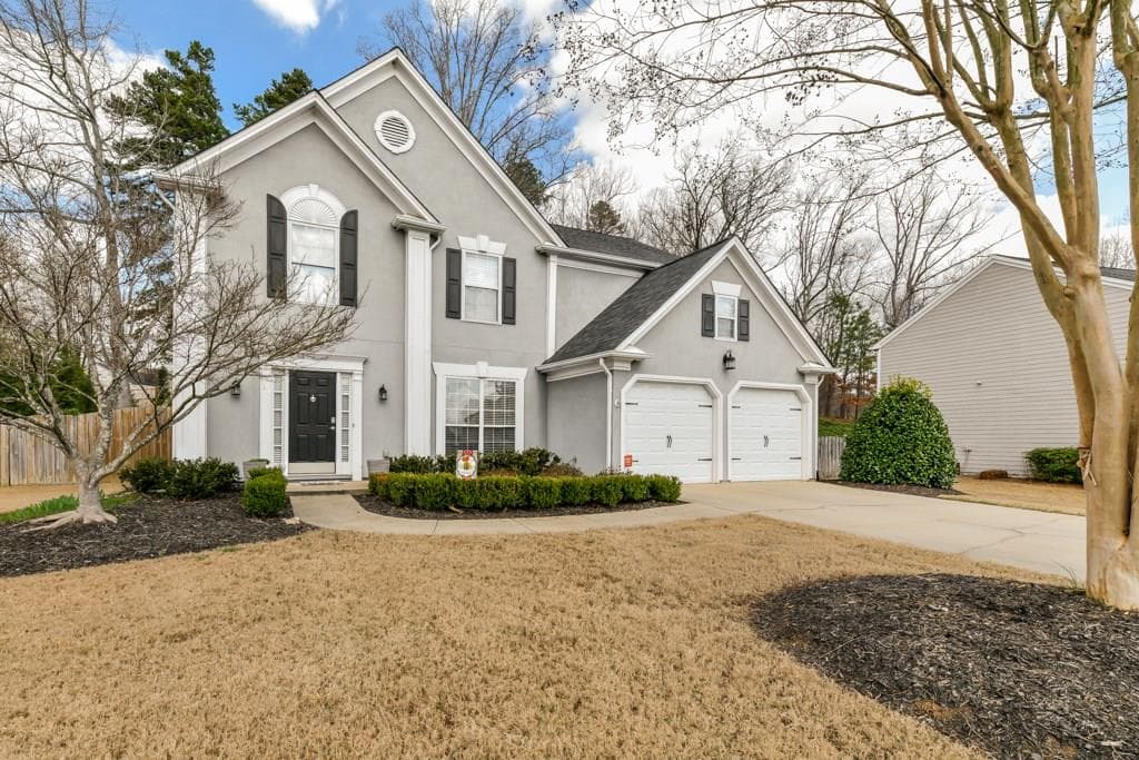 3 bedroom, 2,219 sq ft single family residence sold at 3585 Lakeheath Drive, Cumming, GA 30041