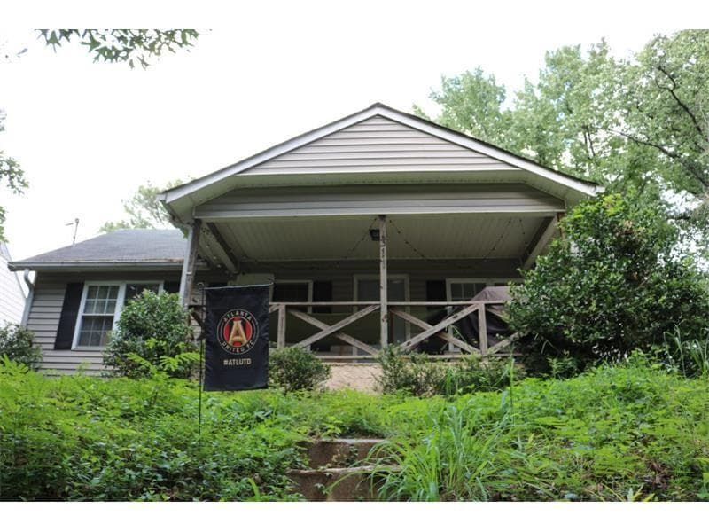 3 bedroom, 1,824 sq ft single family residence sold at 311 Deering Road, Atlanta, GA 30309