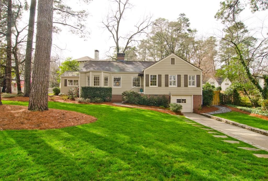 3 bedroom, 1,636 sq ft single family residence sold at 685 Timm Valley Road, Atlanta, GA 30305