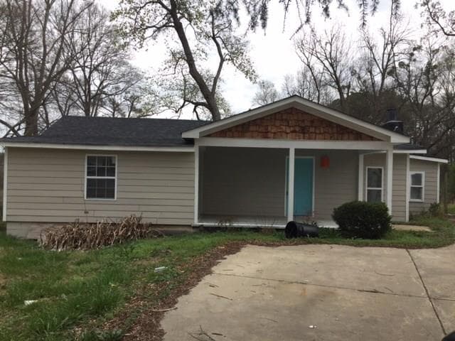 4 bedroom, 1,811 sq ft single family residence sold at 2164 Bouldercrest Road, Atlanta, GA 30316