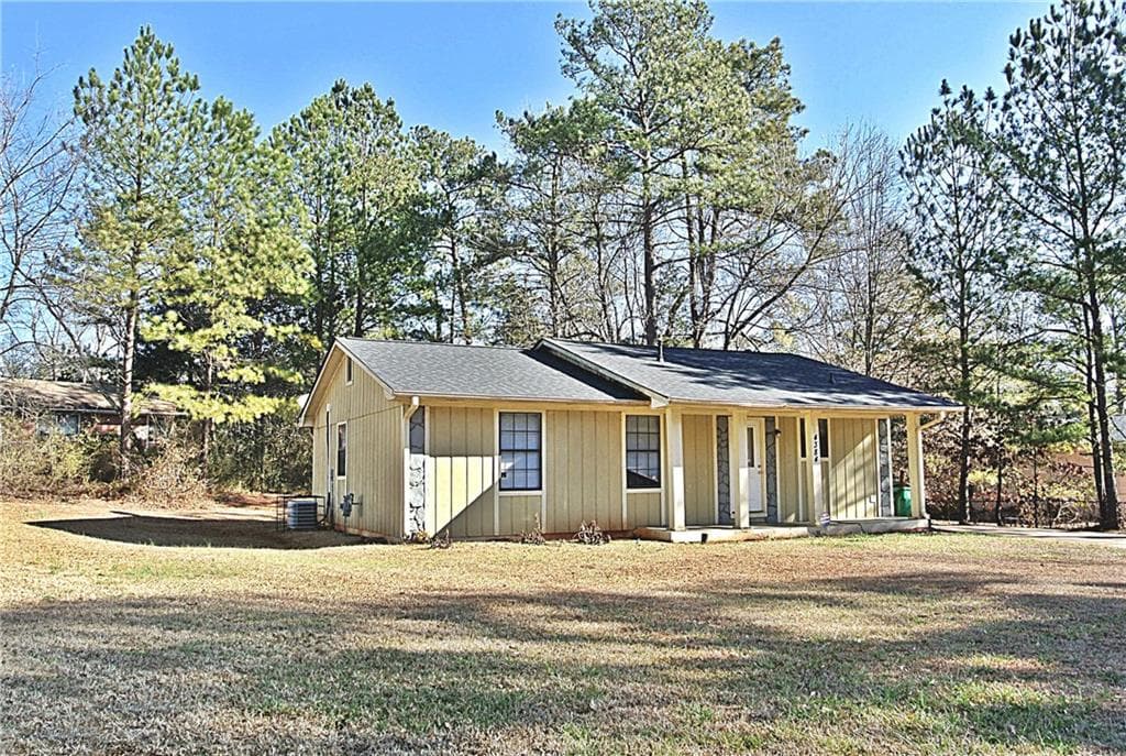 3 bedroom, 1,120 sq ft single family residence sold at 4384 Raven Valley Court, Decatur, GA 30035