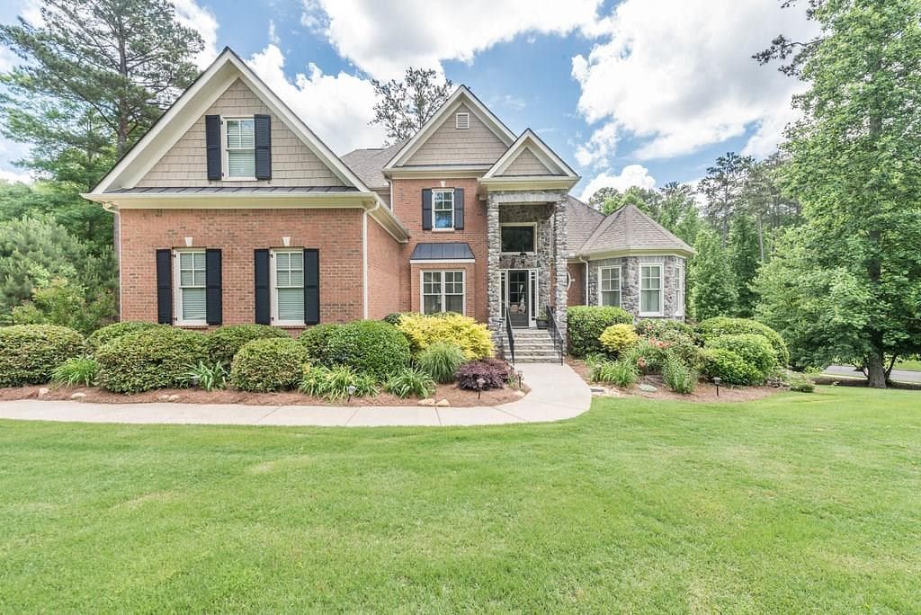 215 Falling Water Way, Woodstock, GA 30188 — most recent listing photo