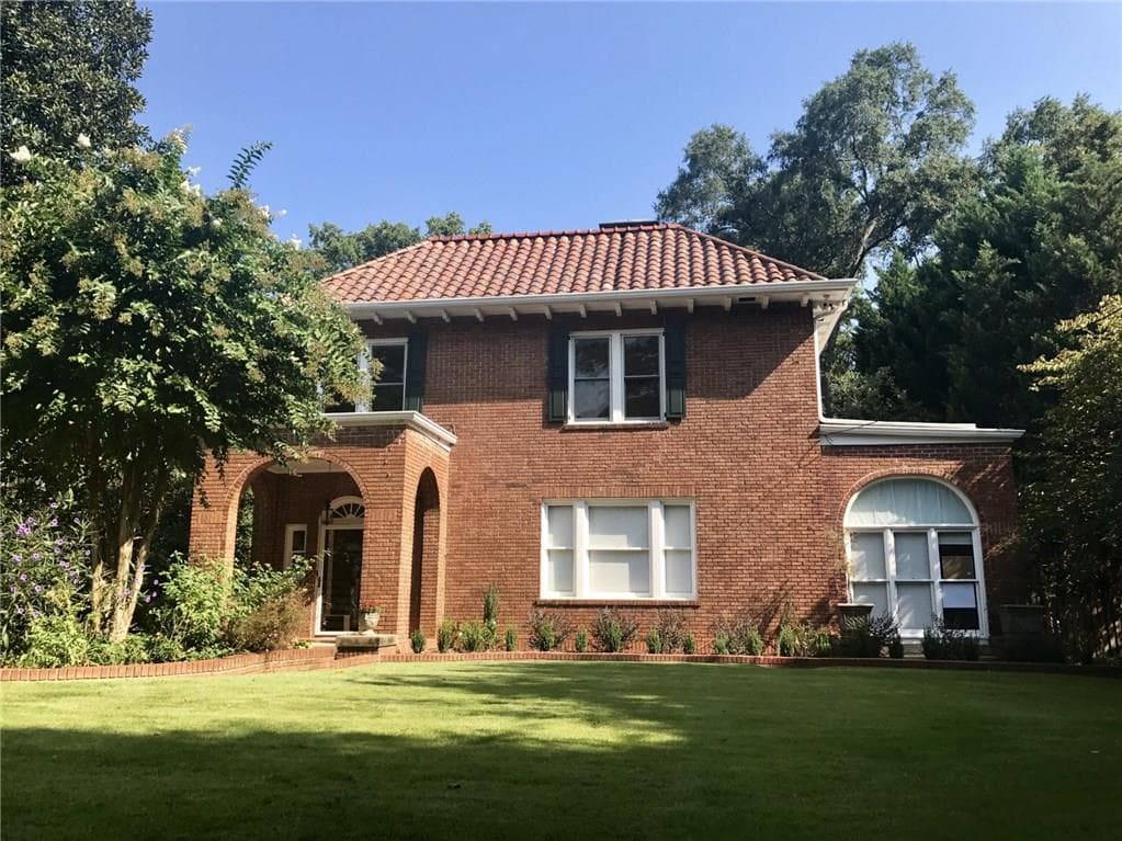 4 bedroom, 3,034 sq ft single family residence sold at 1316 N Decatur Road, Atlanta, GA 30306