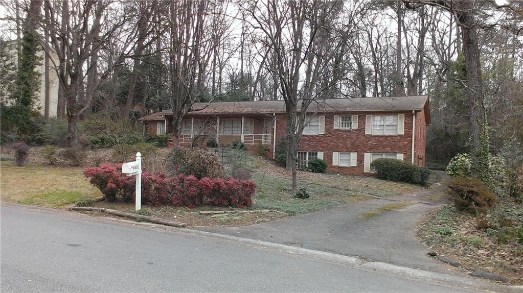 805 Glenairy Drive, Atlanta, GA 30328 — most recent listing photo