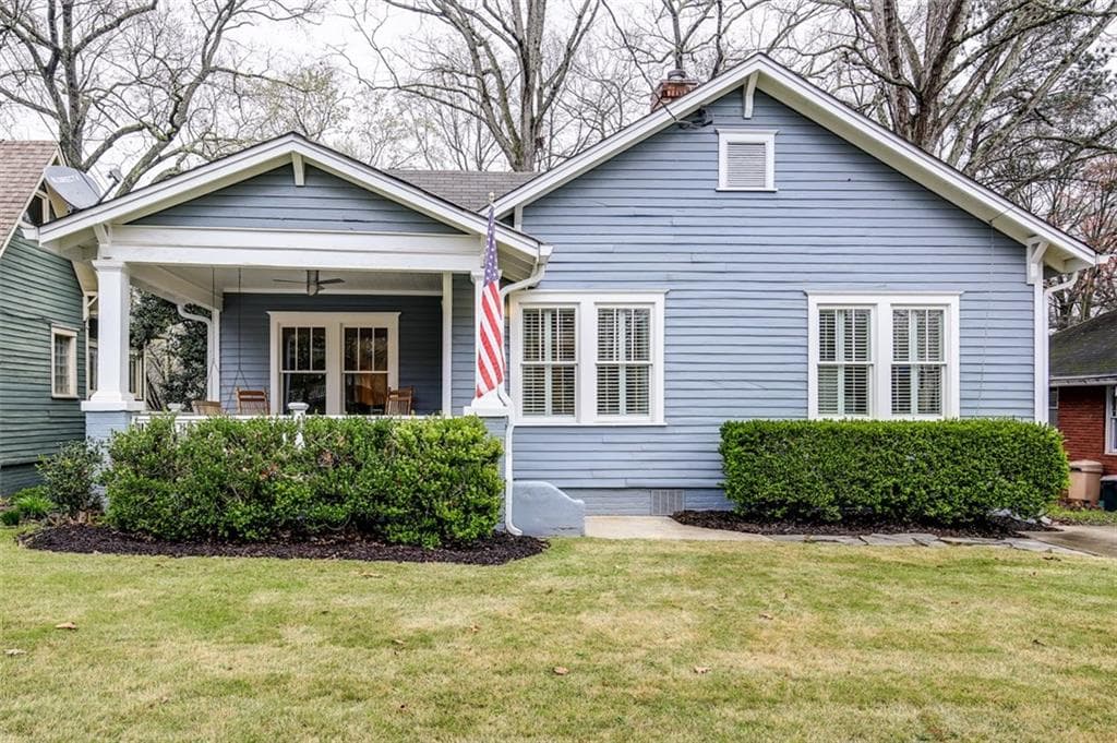 3 bedroom, 1,900 sq ft single family residence sold at 130 2nd Avenue, Decatur, GA 30030