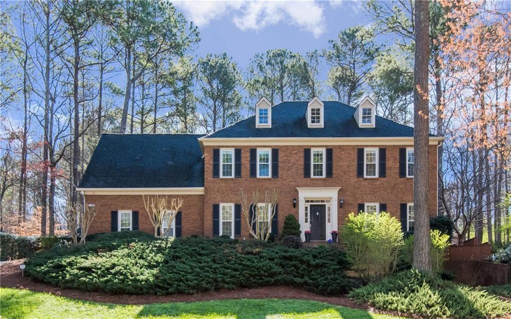 1960 River Forest Drive, Marietta, GA 30068 — most recent listing photo