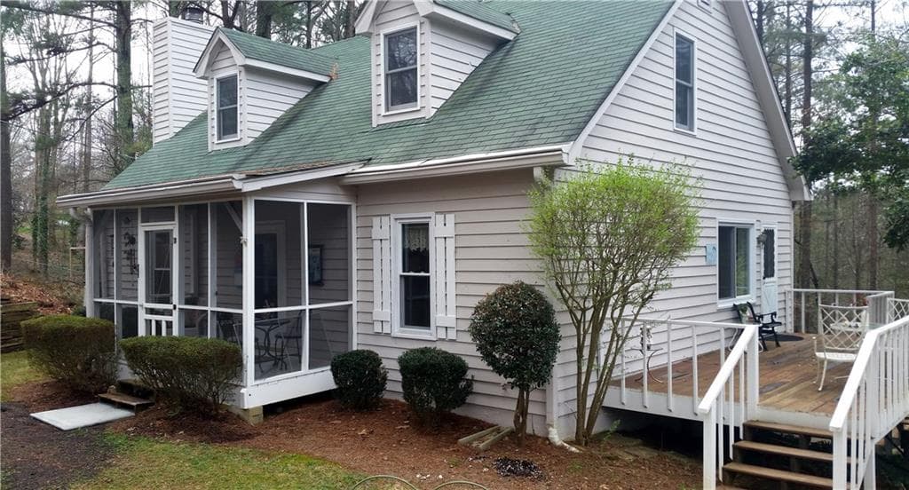 3 bedroom, 1,827 sq ft single family residence sold at 924 Wyntuck Drive, Kennesaw, GA 30152