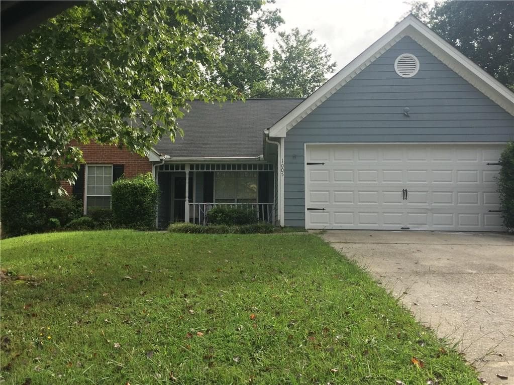 1005 Eagle Pointe Drive, Lawrenceville, GA 30044 — most recent listing photo