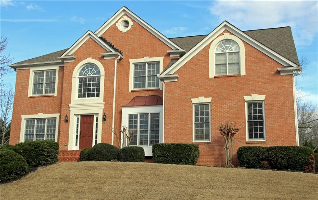 5 bedroom, 3,487 sq ft single family residence sold at 3020 Greens Creek Lane, Alpharetta, GA 30009