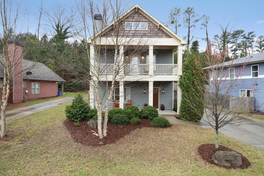 3 bedroom single family residence sold at 1777 Stoney Creek Drive, Atlanta, GA 30316