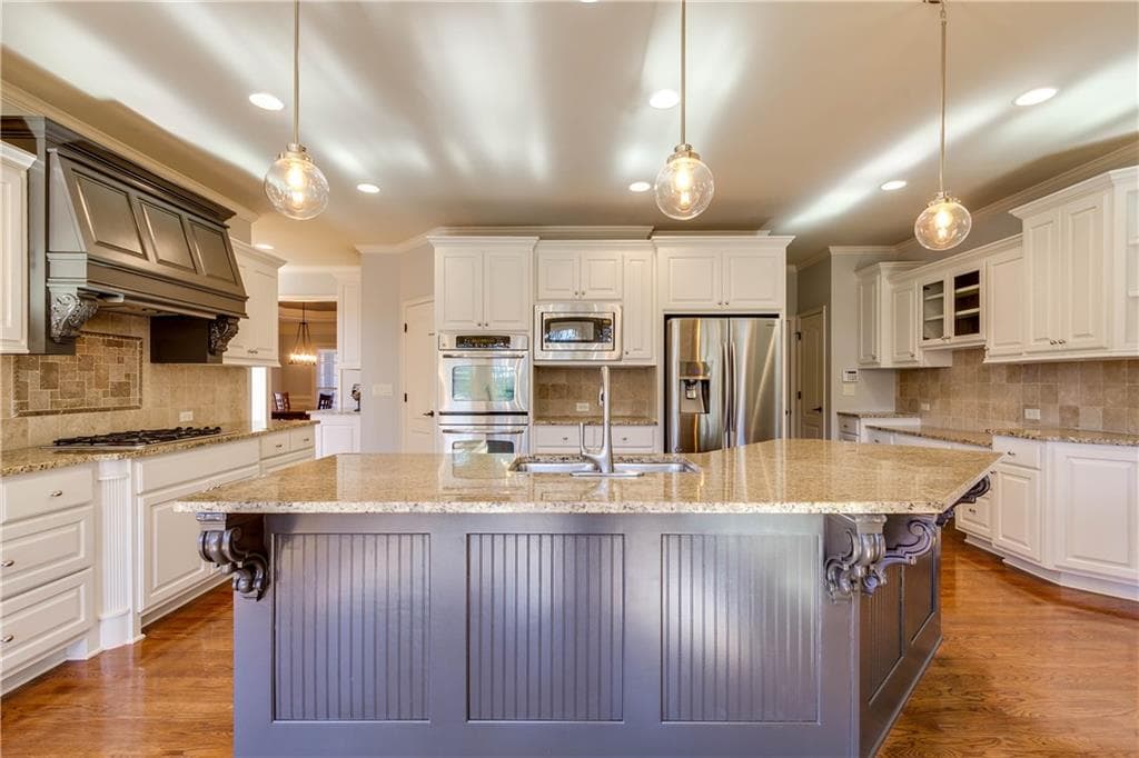 6165 Lakeaires Drive, Cumming, GA 30040 — most recent listing photo