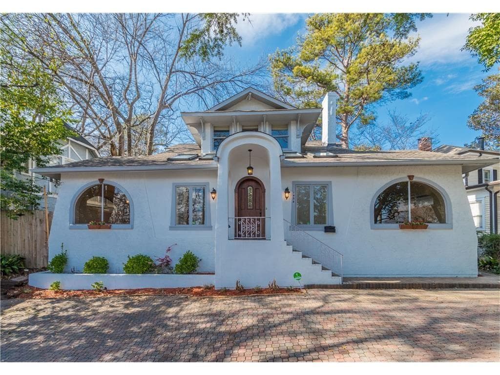 4 bedroom, 3,517 sq ft single family residence sold at 1454 Piedmont Avenue, Atlanta, GA 30309