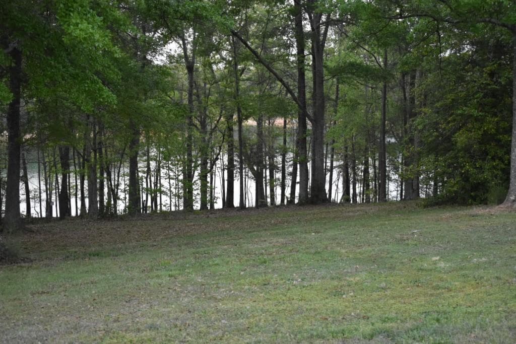 other sold at 8 Pointe Sidney Drive, Hartwell, GA 30643