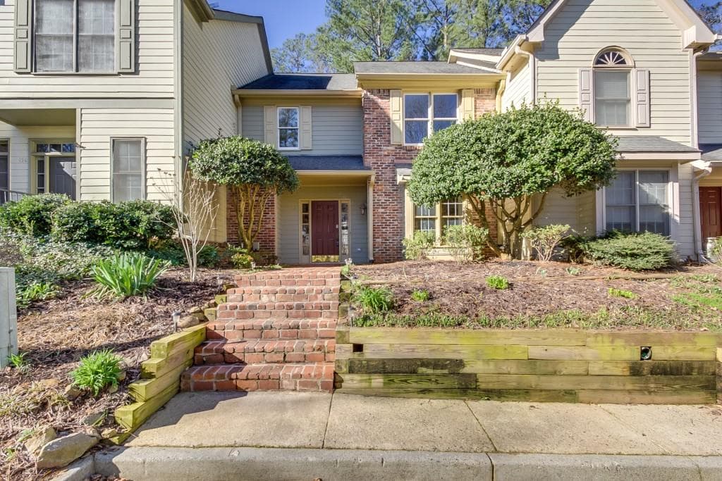 152 RIVER RIDGE Lane 27, Roswell, GA 30075 — most recent listing photo