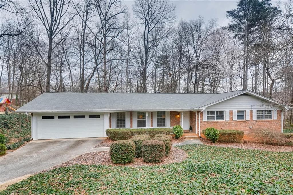 1435 Cedarhurst Drive, Dunwoody, GA 30338 — most recent listing photo