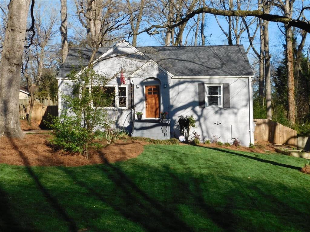 3 bedroom, 1,014 sq ft single family residence sold at 1196 Walker Drive, Decatur, GA 30030