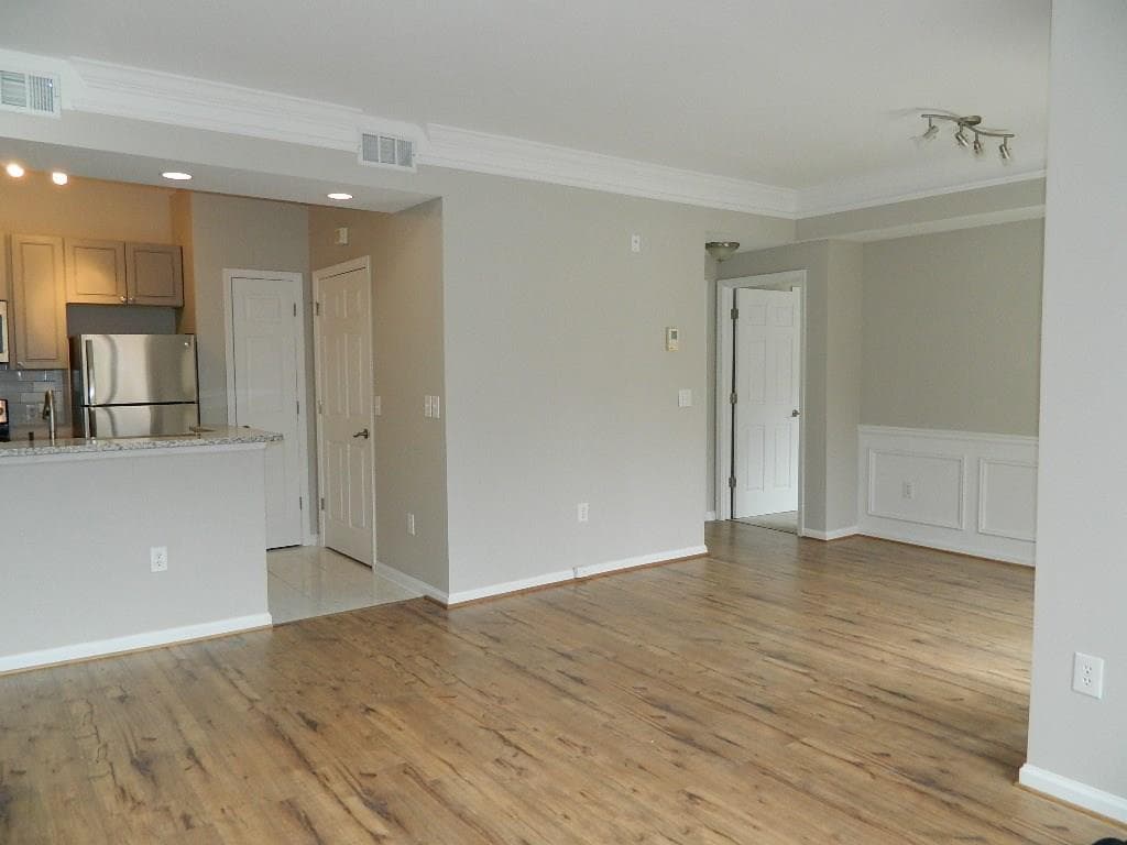 1 bedroom, 817 sq ft condominium sold at 955 Juniper Street 1317, Atlanta, GA 30309