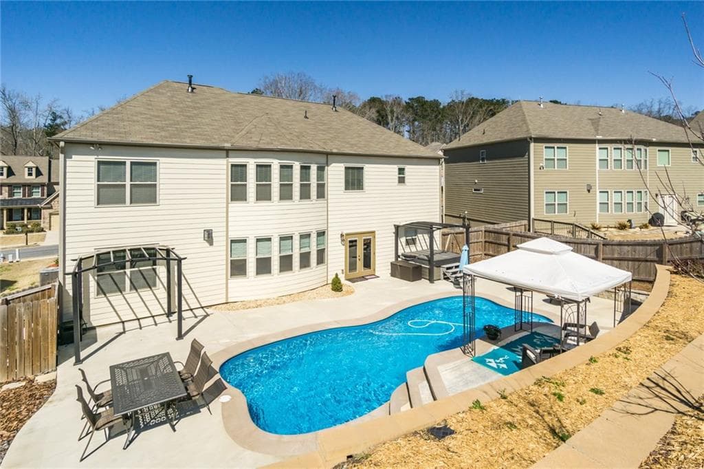 5 bedroom, 3,596 sq ft single family residence sold at 332 Liberty Drive, Acworth, GA 30102