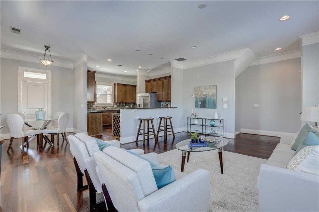 2 bedroom condominium sold at 700 Piedmont Avenue 1, Atlanta, GA 30308