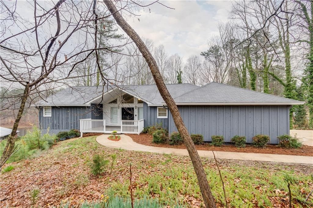 4 bedroom, 2,176 sq ft single family residence sold at 13335 Providence Road, Alpharetta, GA 30009