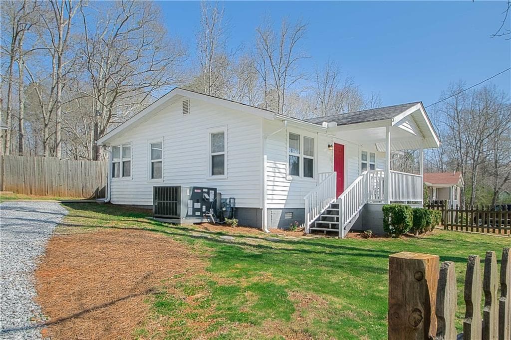 232 Taylor Circle, Palmetto, GA 30268 — most recent listing photo