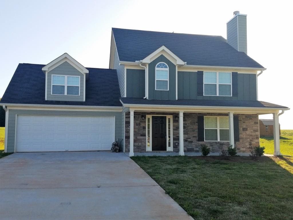 8230 Mountain Glen Drive, Clermont, GA 30527 — most recent listing photo