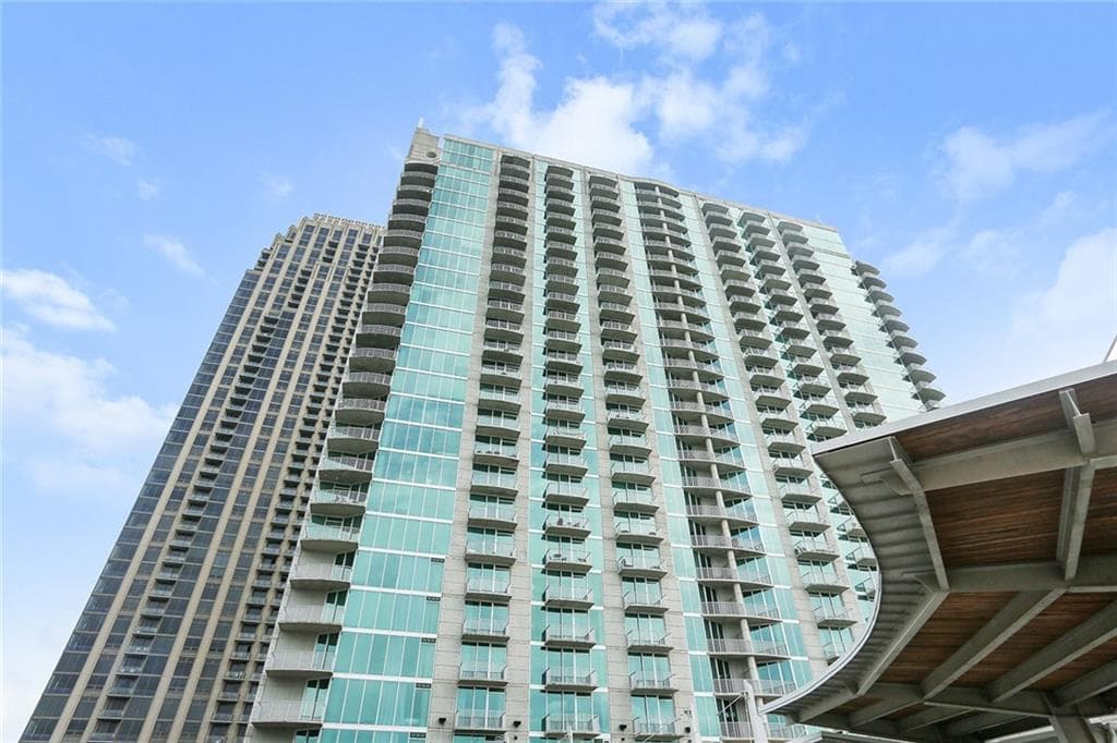 2 bedroom, 1,045 sq ft condominium sold at 361 17th Street 2022, Atlanta, GA 30363
