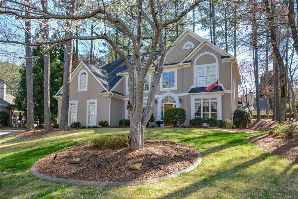 5 bedroom, 3,253 sq ft single family residence sold at 1602 Greenview Court, Woodstock, GA 30189