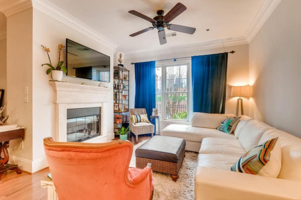 2 bedroom, 1,057 sq ft condominium sold at 825 Highland Lane 1115, Atlanta, GA 30306