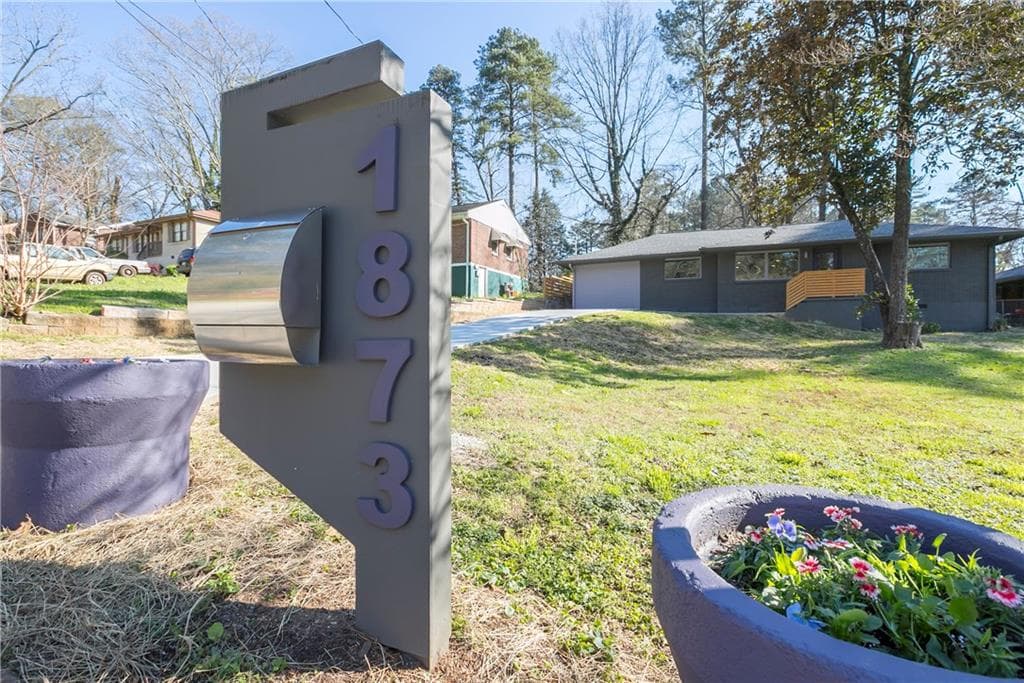 3 bedroom, 1,585 sq ft single family residence sold at 1873 Boulderview Drive, Atlanta, GA 30316