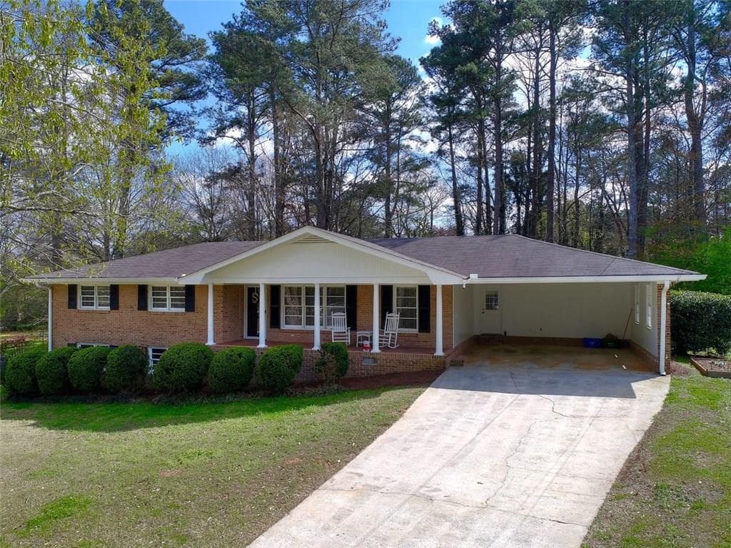 1143 Lanford Circle, Lilburn, GA 30047 — most recent listing photo