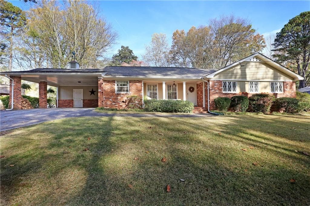 3 bedroom, 1,828 sq ft single family residence sold at 2464 Sunset Drive, Atlanta, GA 30345