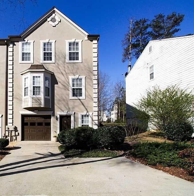 988 Vintage Pointe Drive 988, Lawrenceville, GA 30044 — most recent listing photo