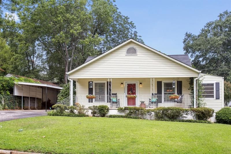 3 bedroom, 1,383 sq ft single family residence sold at 1439 Spring Street, Smyrna, GA 30080