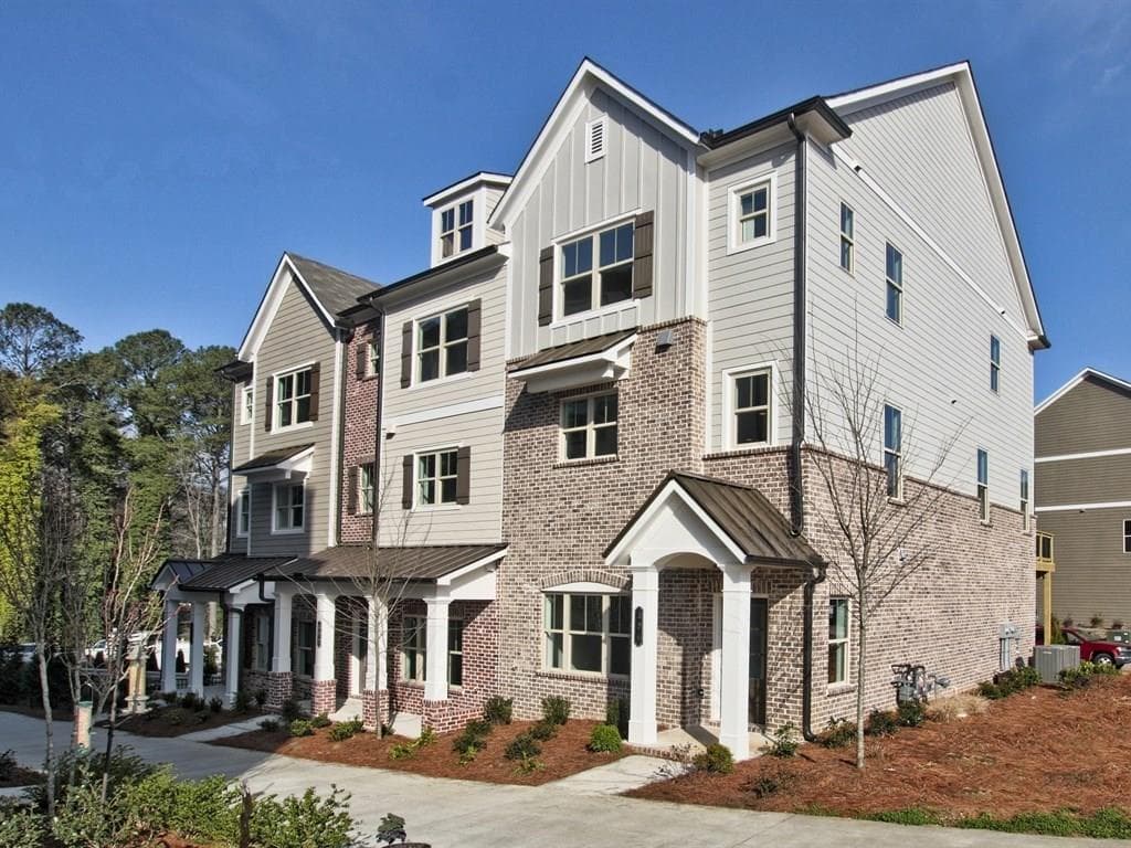 304 Lantana Lane 22, Woodstock, GA 30188 — most recent listing photo